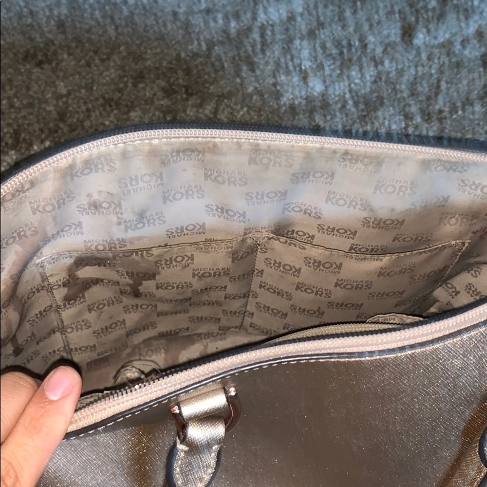 Purse - Picture 3 of 3